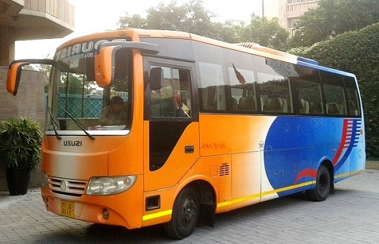 20 Seater Isuzu Bus